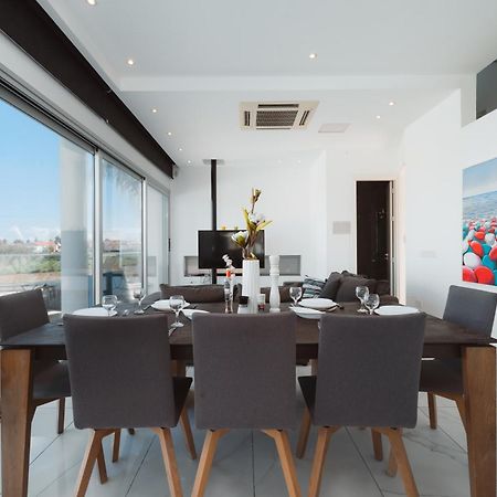 Seaside Luxury Villa Paralimni Bagian luar foto