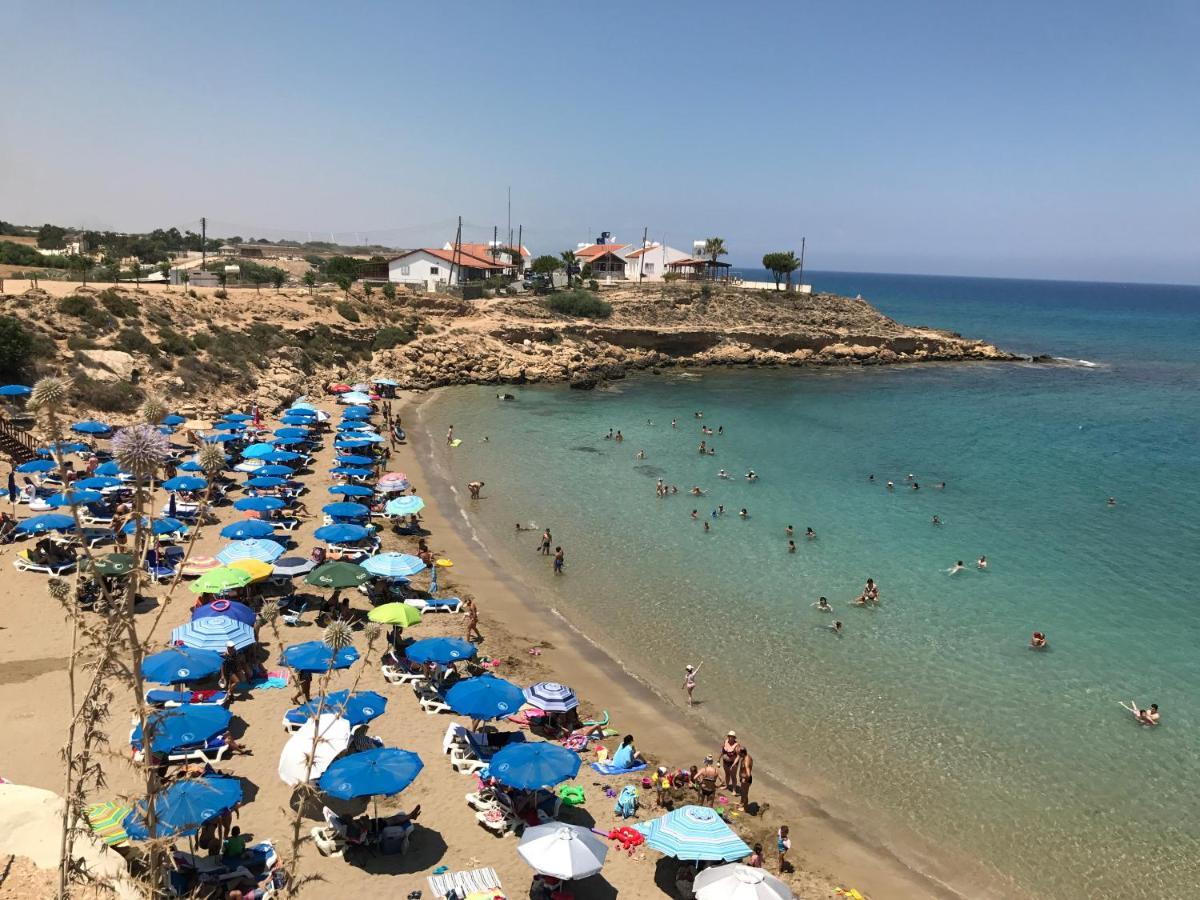 Seaside Luxury Villa Paralimni Bagian luar foto