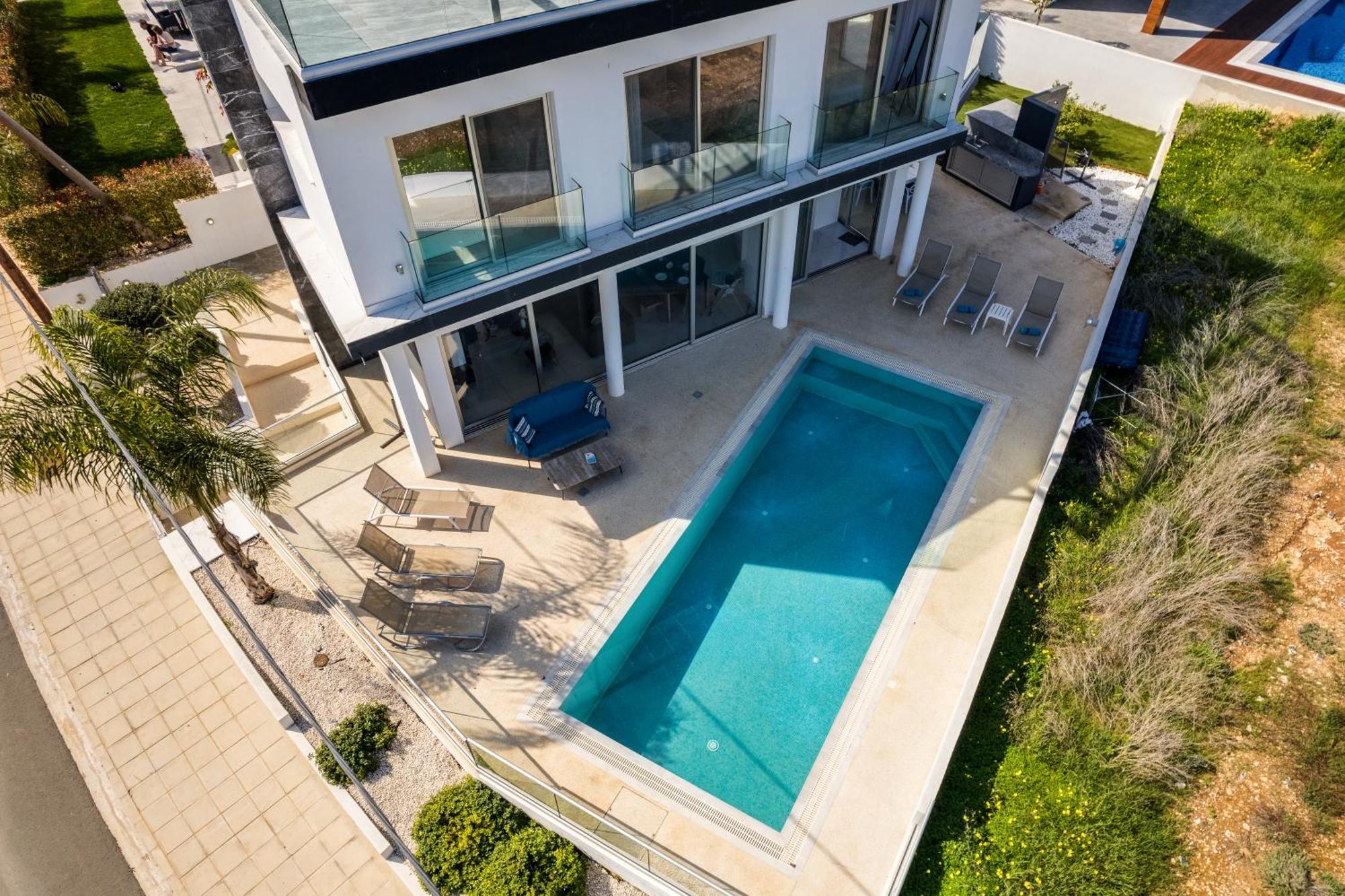 Seaside Luxury Villa Paralimni Bagian luar foto