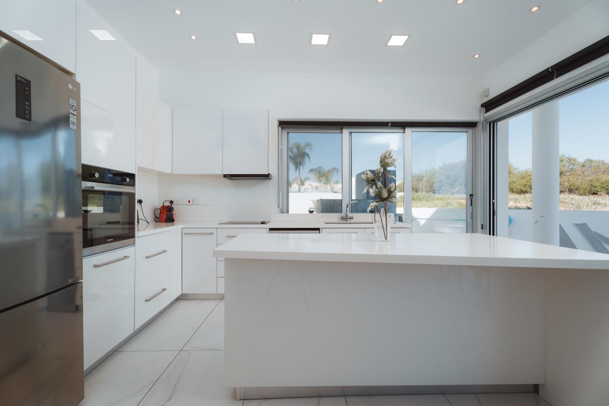 Seaside Luxury Villa Paralimni Bagian luar foto